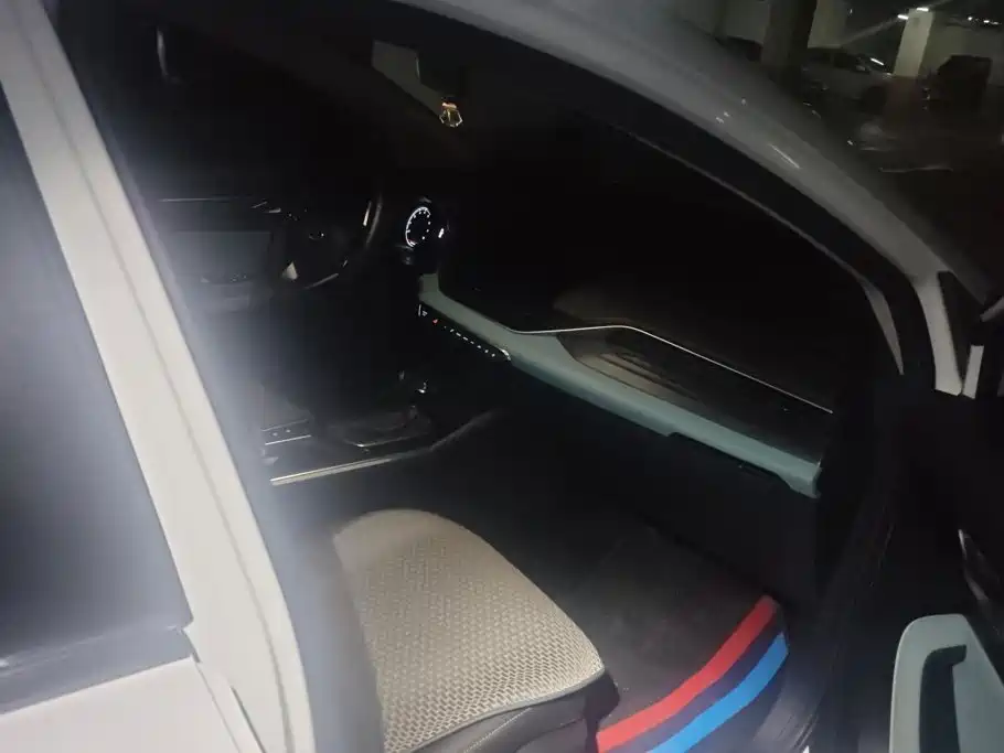 Geely Emgrand S 2024 2022 1.4T CVT Crossover Player