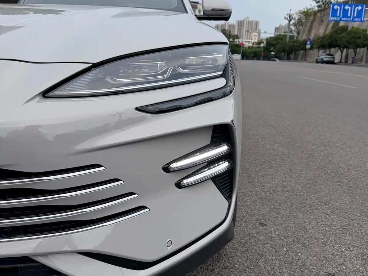 BYD Song PLUS PHEV 2025 2024 Glory Edition DM-i 110km Flagship PLUS
