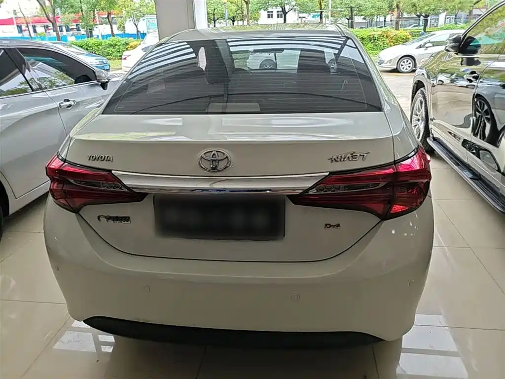 Toyota Levin 2017 Facelift 185T CVT Leading Edition China V фото 6