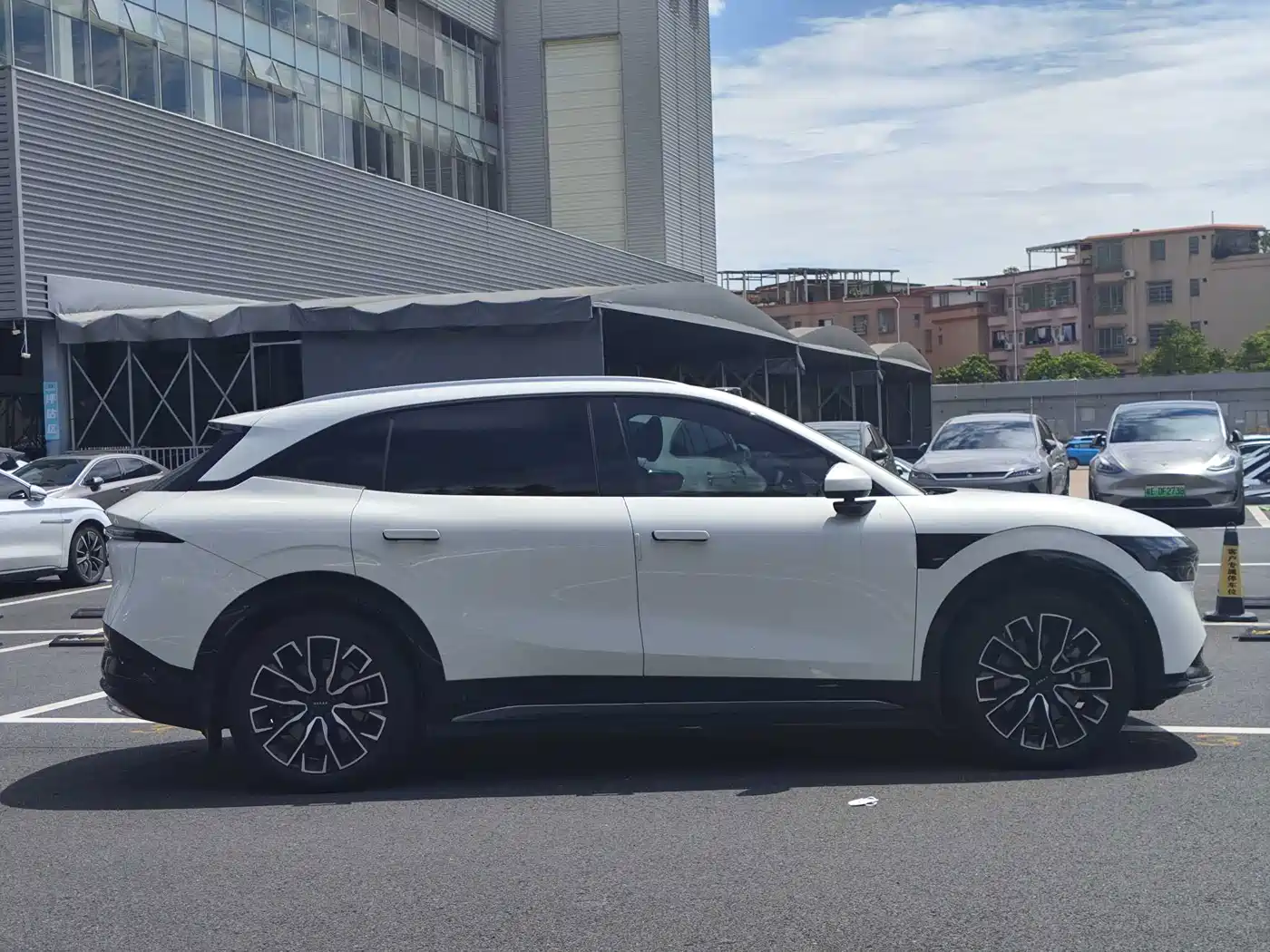 ZEEKR 7X 2025 2025 Model 75kWh RWD Smart Driving Edition