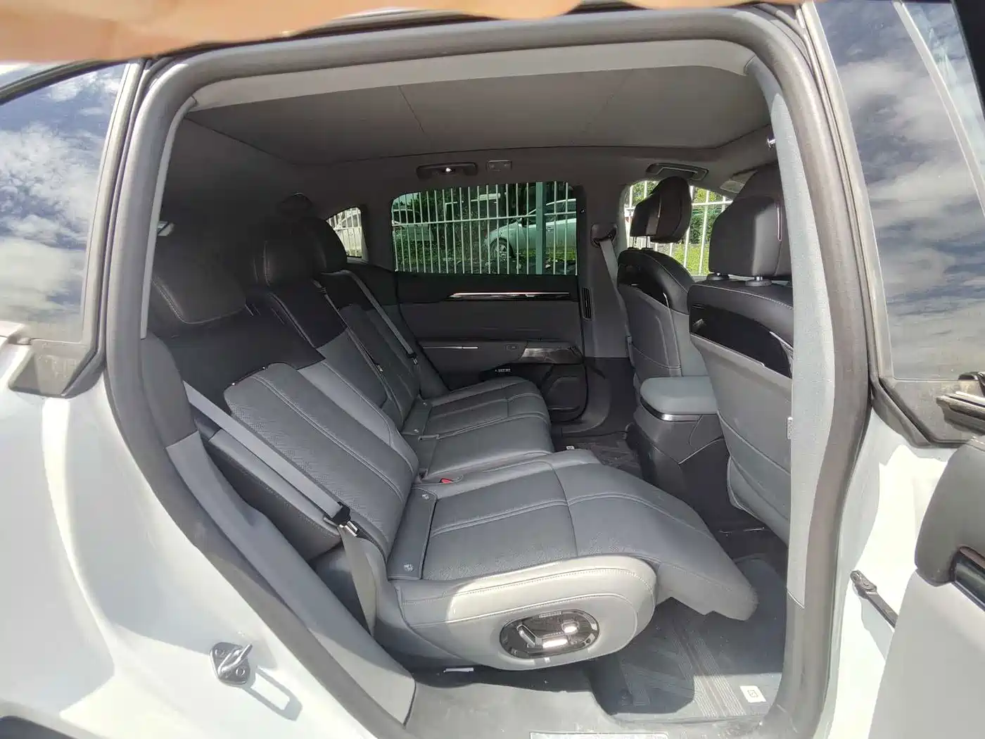 ZEEKR 7X 2025 2025 Model 75kWh RWD Smart Driving Edition