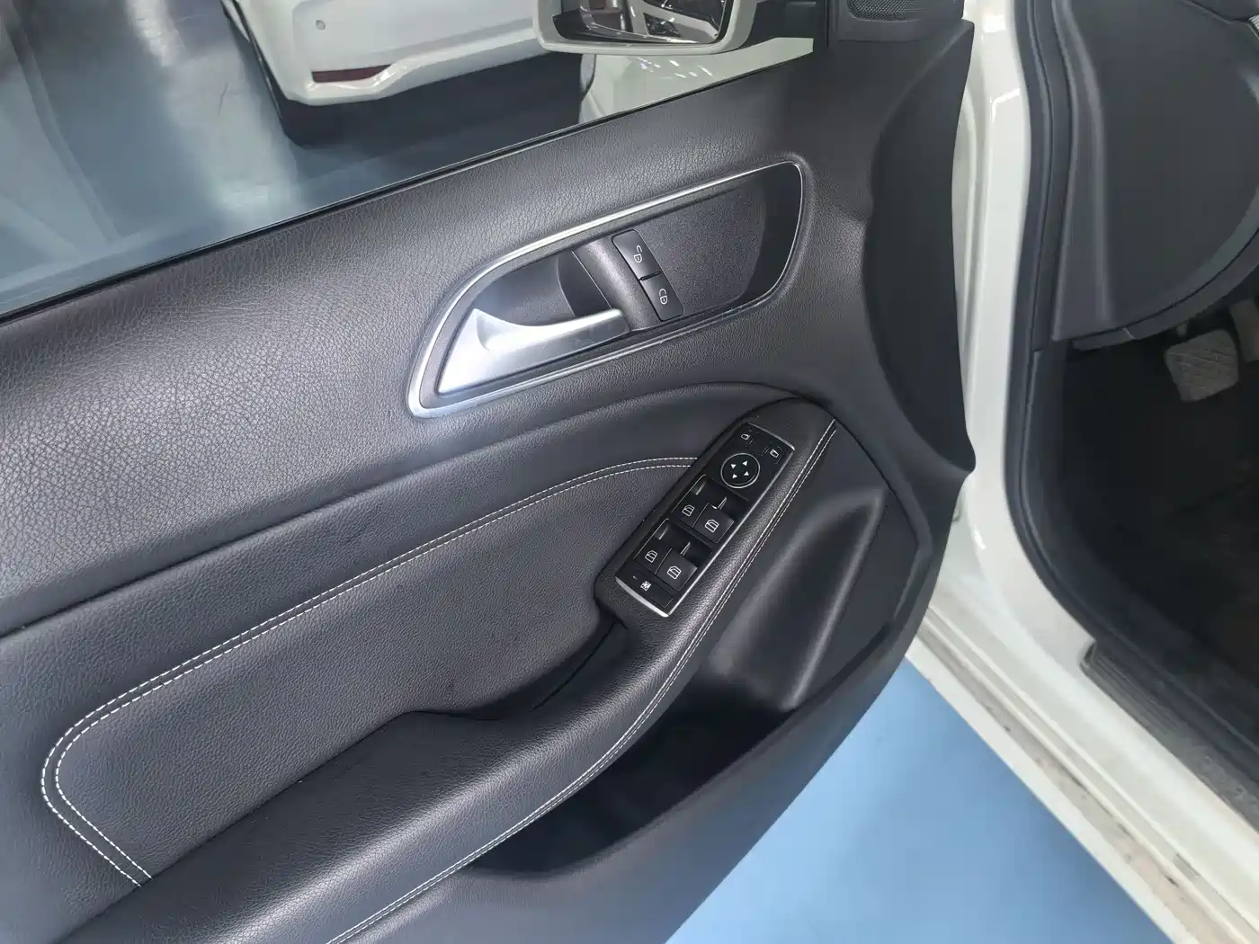Mercedes-Benz B-Class 2015 B 200 Dynamic фото 3
