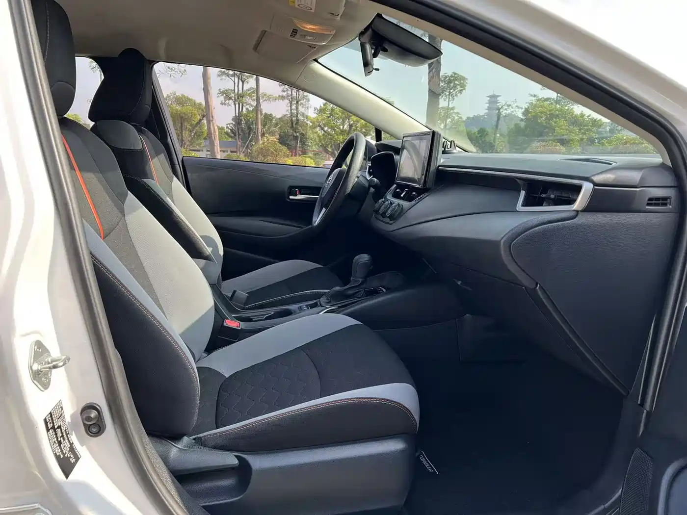Toyota Corolla 2021 1.2T S-CVT Pioneer PLUS Edition фото 8