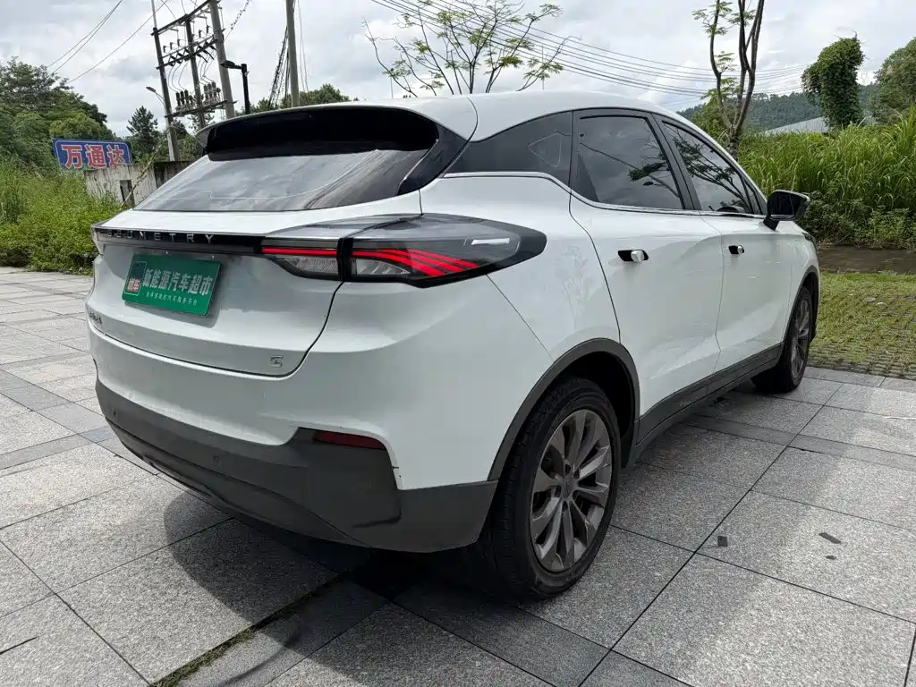 Geely Geometry C 2021 2021 C400 Cube Edition
