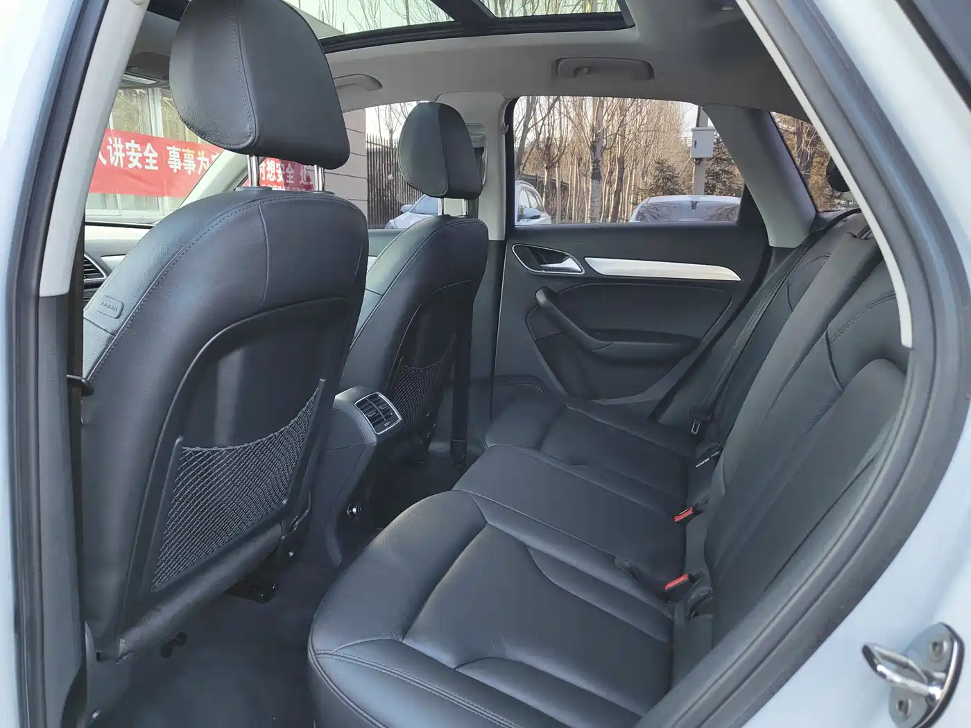 Audi Q3 2015 35 TFSI quattro Technology фото 5