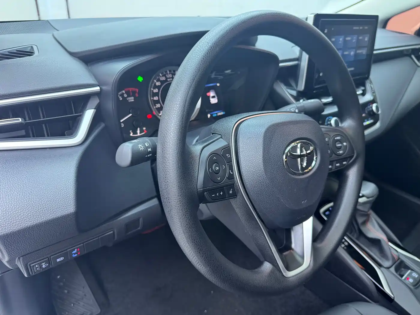 Toyota Corolla 2021 1.2T S-CVT Elite Edition фото 9