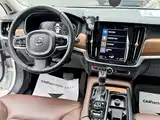 Фото 11 - Volvo S90