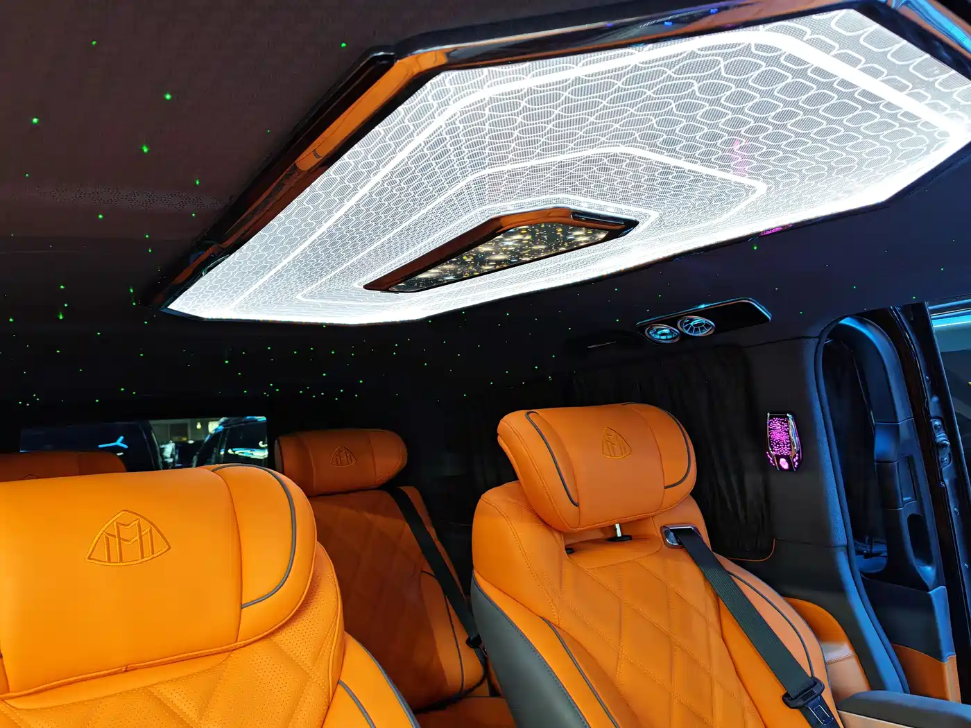 Mercedes-Benz Vito 2021 2.0T Business Edition 7-seater фото 15