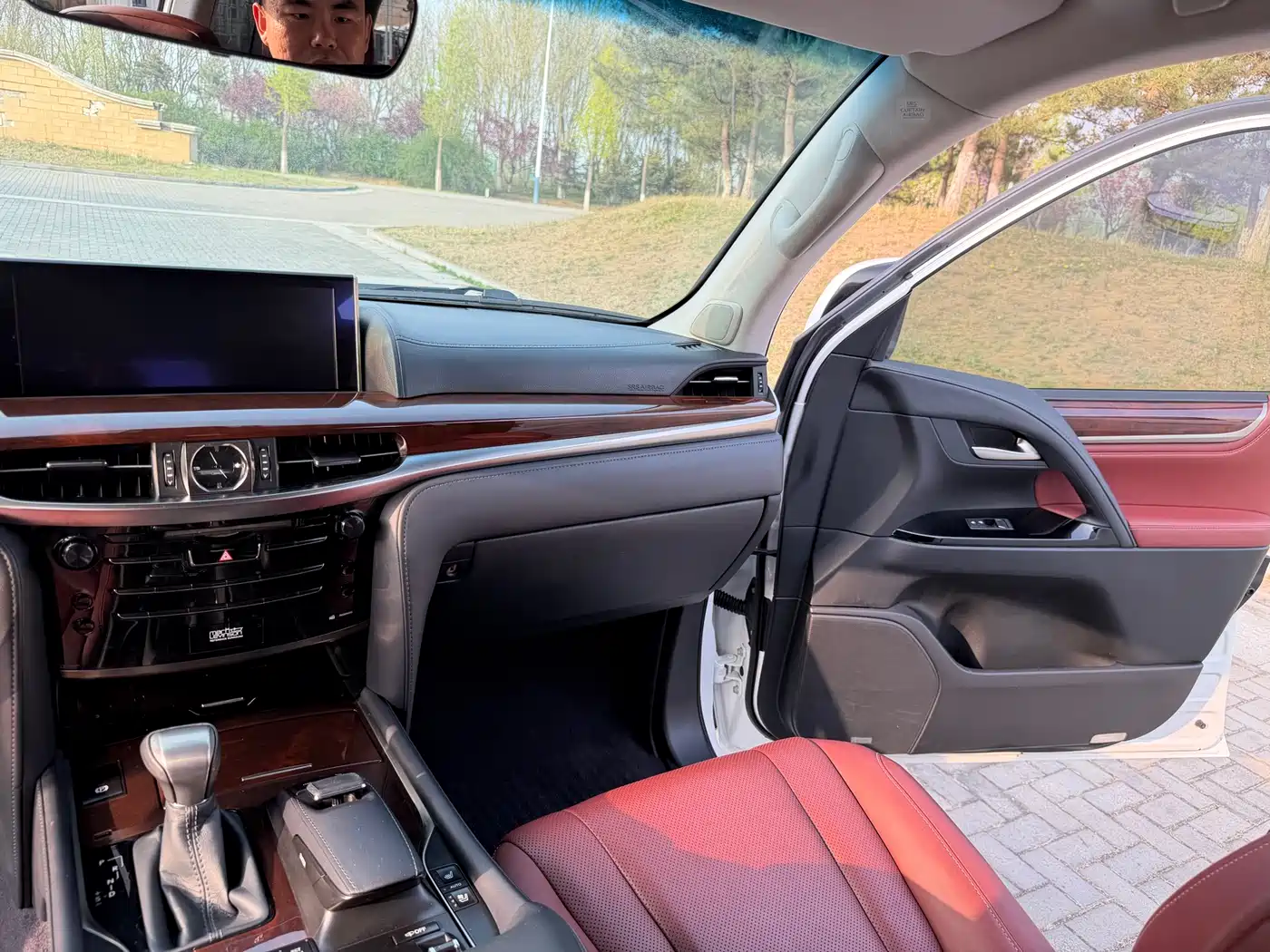 Lexus LX 2017 570 Prestige Luxury фото 27