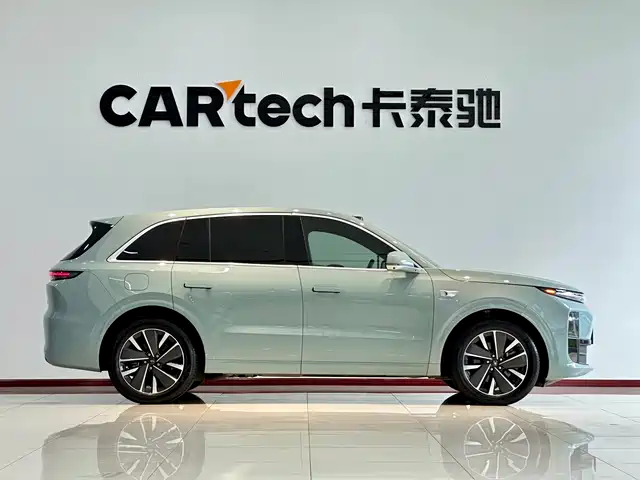 Li Auto L6 2025 Pro Smart Renewal Edition — фото 5