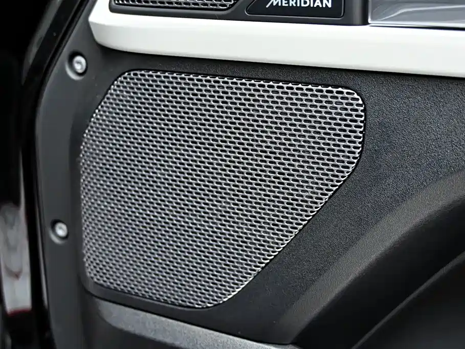 Land Rover Defender 2024 2024 110 3.0T P400 X-DYNAMIC HSE