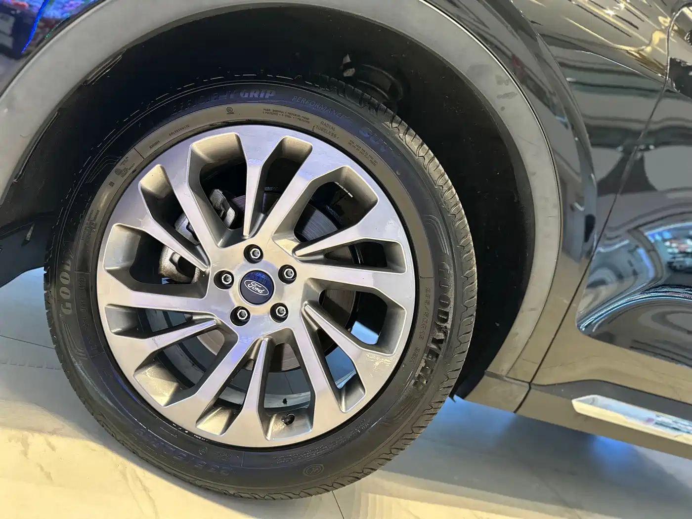 Ford Territory 2023 2023 EcoBoost 225 Premium 7-Seater (2/2/3)