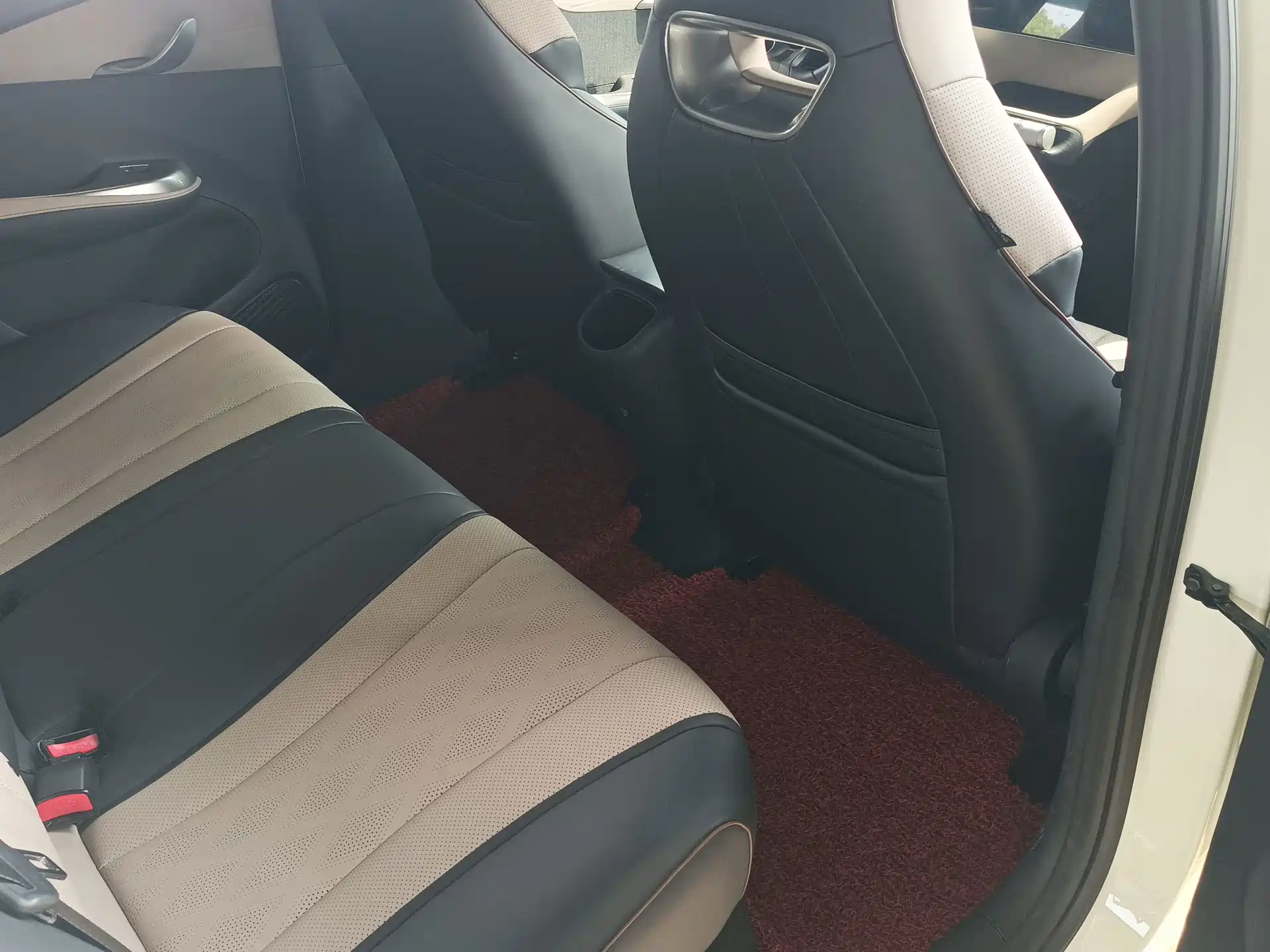 Фото 7 - BYD Dolphin