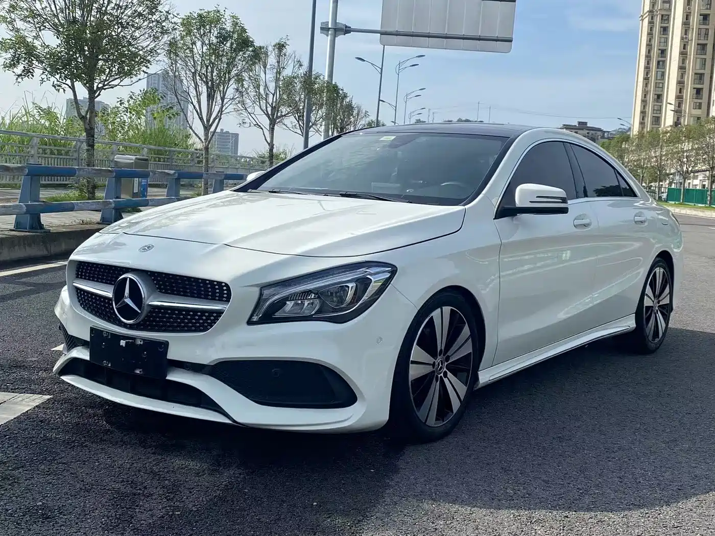 Mercedes-Benz CLA (Import) 2017 Facelift CLA 200 Style