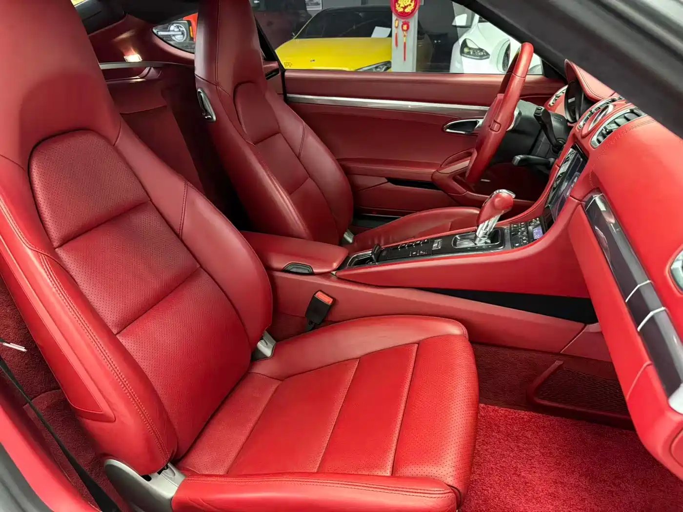 Porsche Cayman 2013 Cayman 2.7L фото 16