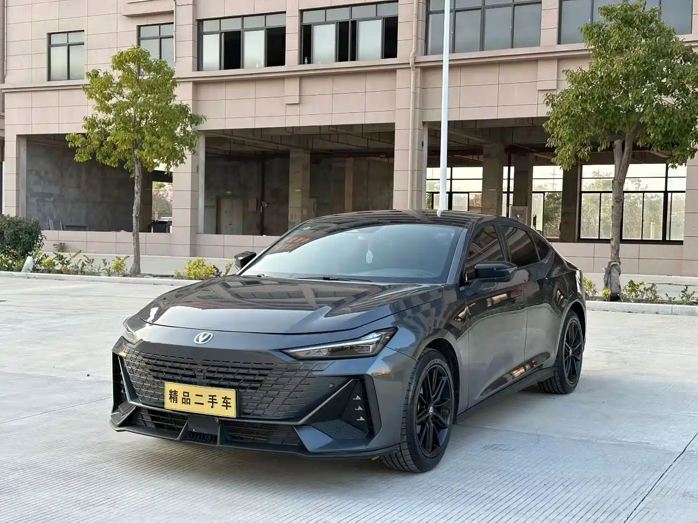 Changan UNI-V 2025 2024 1.5T Deluxe