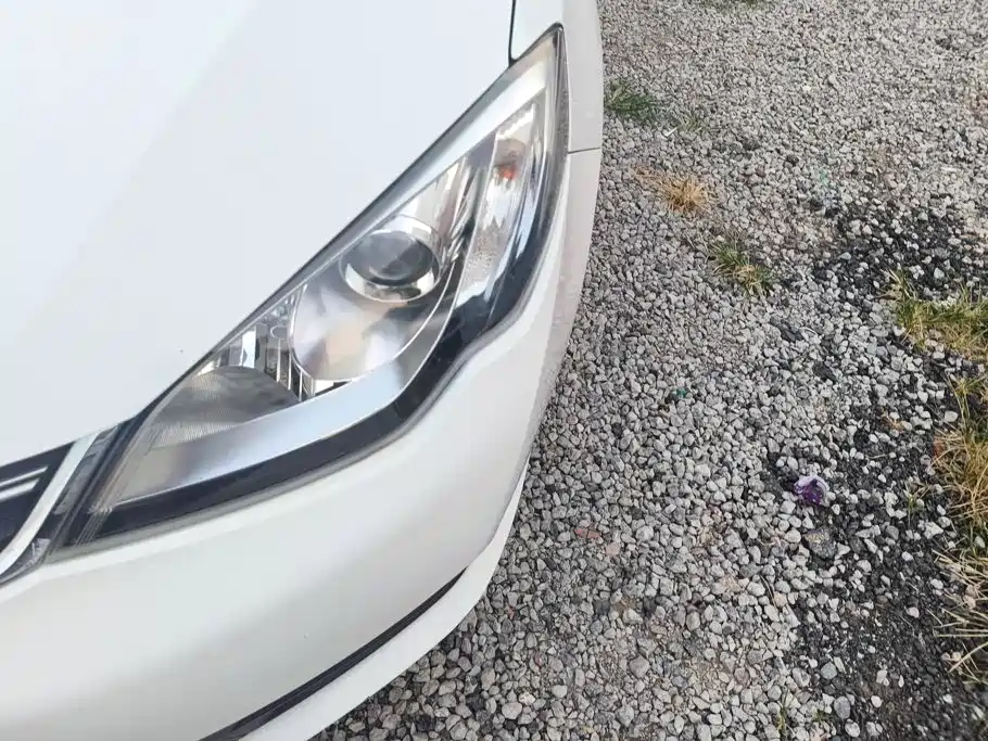 Roewe 360 2016 2015 1.5L Automatic Luxury