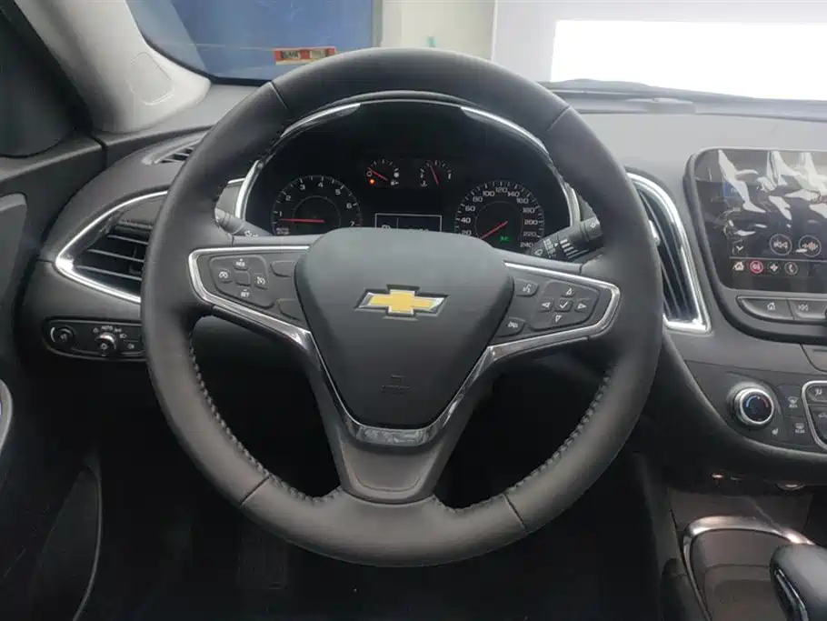 Chevrolet Malibu XL 2023 1.5T RS Edition фото 15