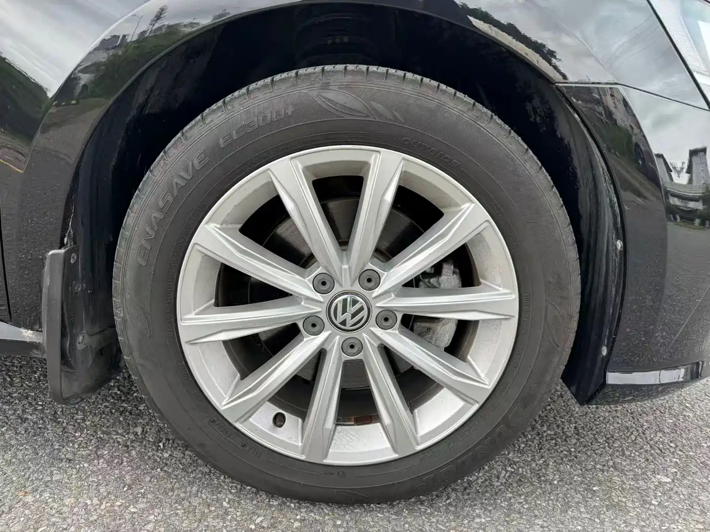 Volkswagen Passat 2017 280TSI DSG Prestige фото 14