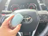 Photo 9 - Toyota Camry