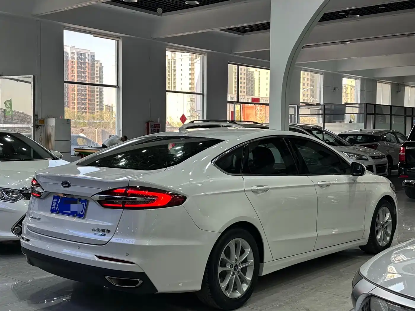 FORD MONDEO