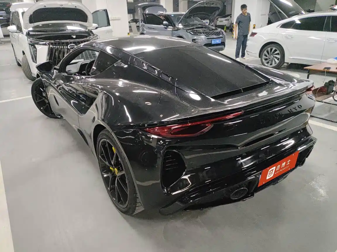 Lotus Cars EMIRA 2021 2.0T DCT First Edition фото 8