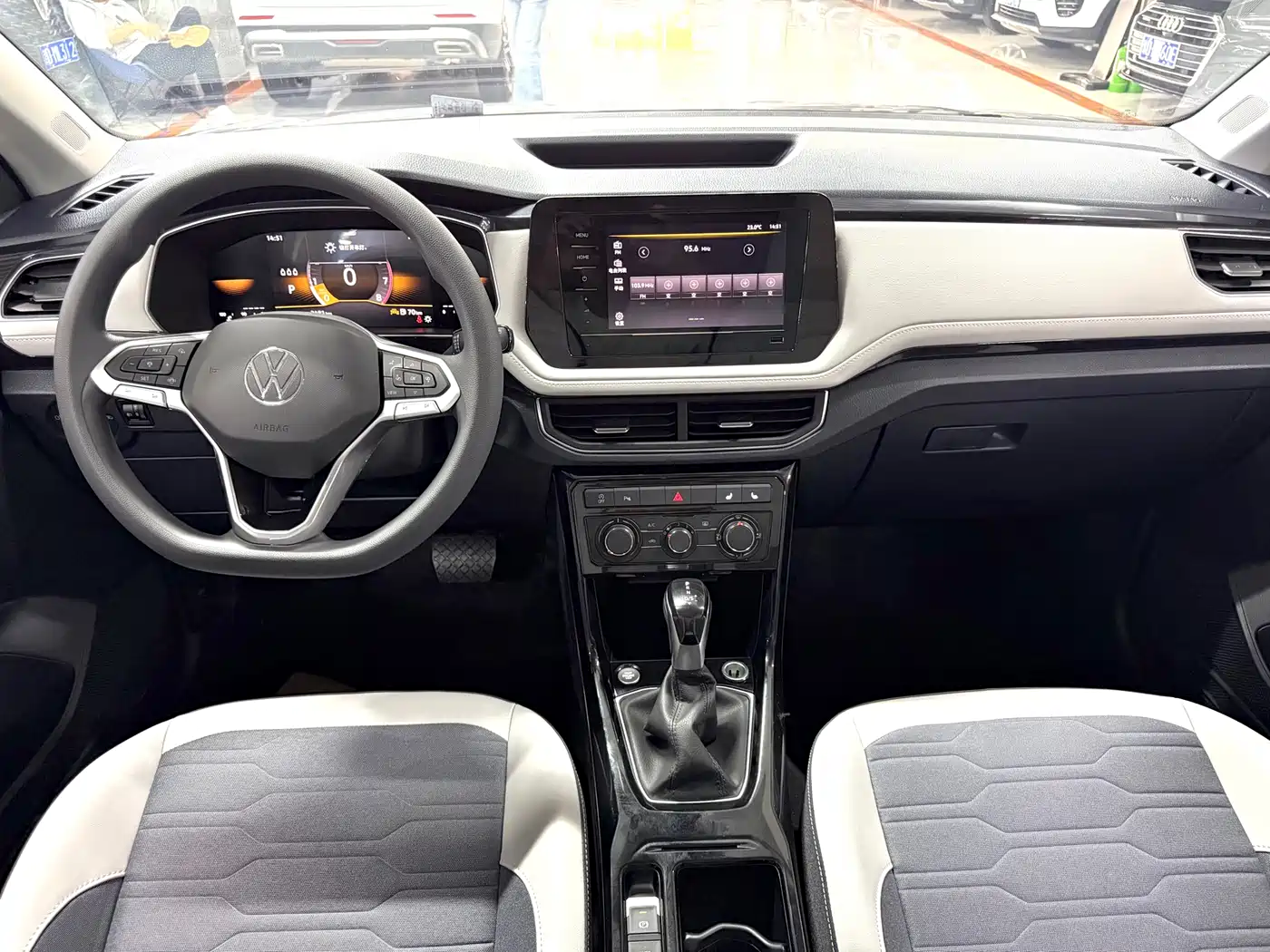 Volkswagen Tharu 2025 2025 New Edge 1.5L Aspiration Edition
