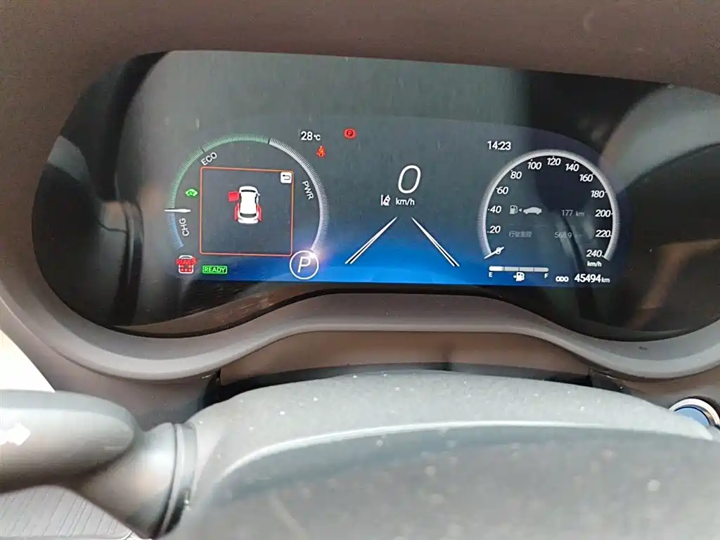 Toyota Sienna 2021 2.5L Hybrid Ultimate Edition фото 5
