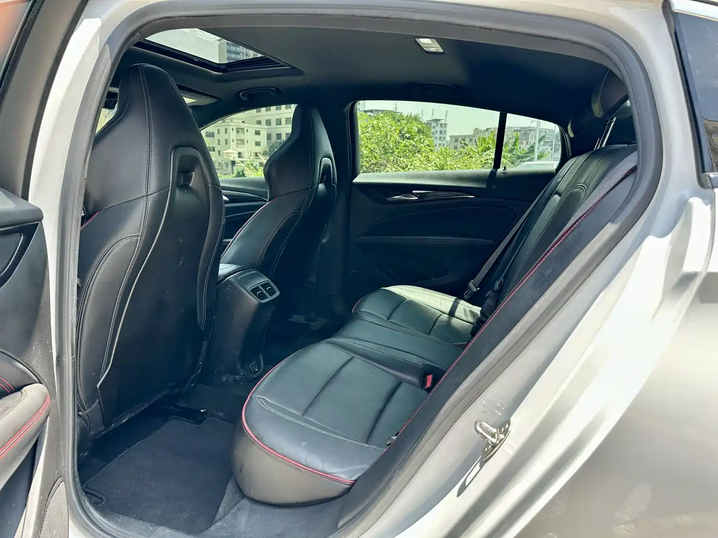 Buick Regal 2017 GS 28T Luxury Type фото 8