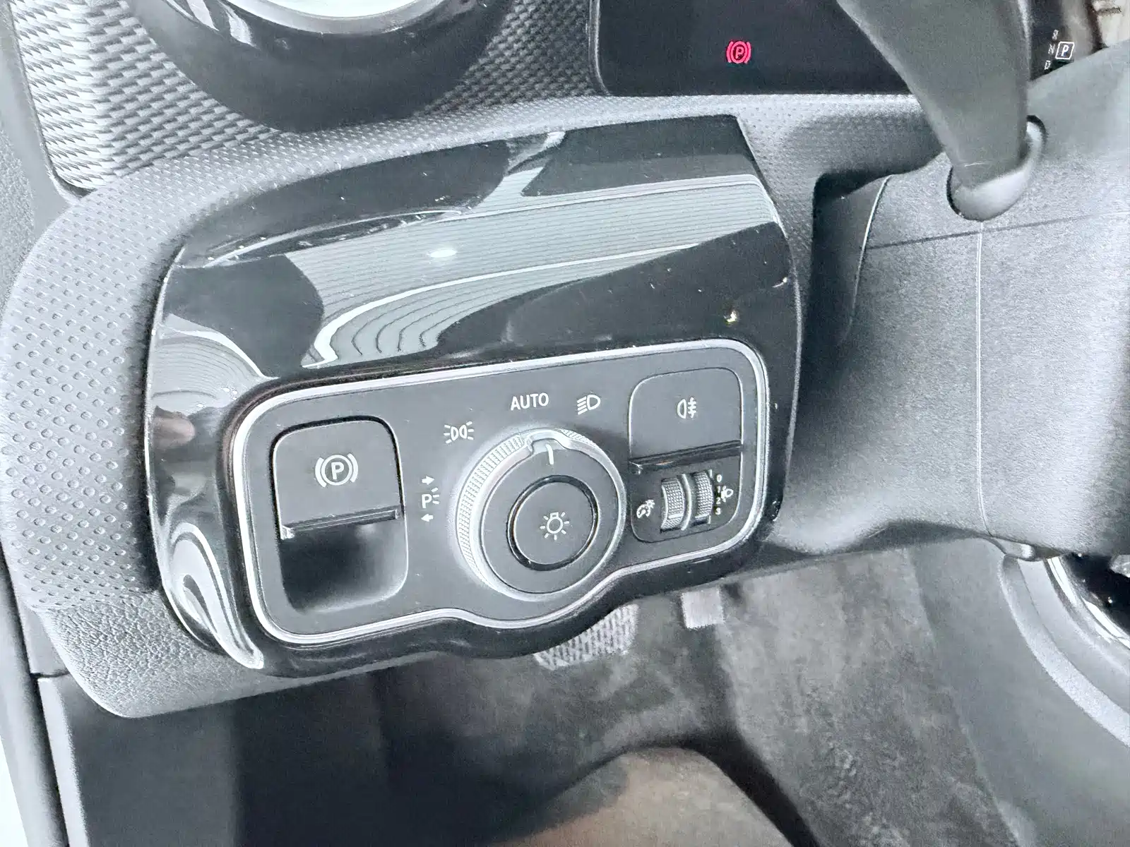 Фото 5 - Mercedes-Benz A-Class