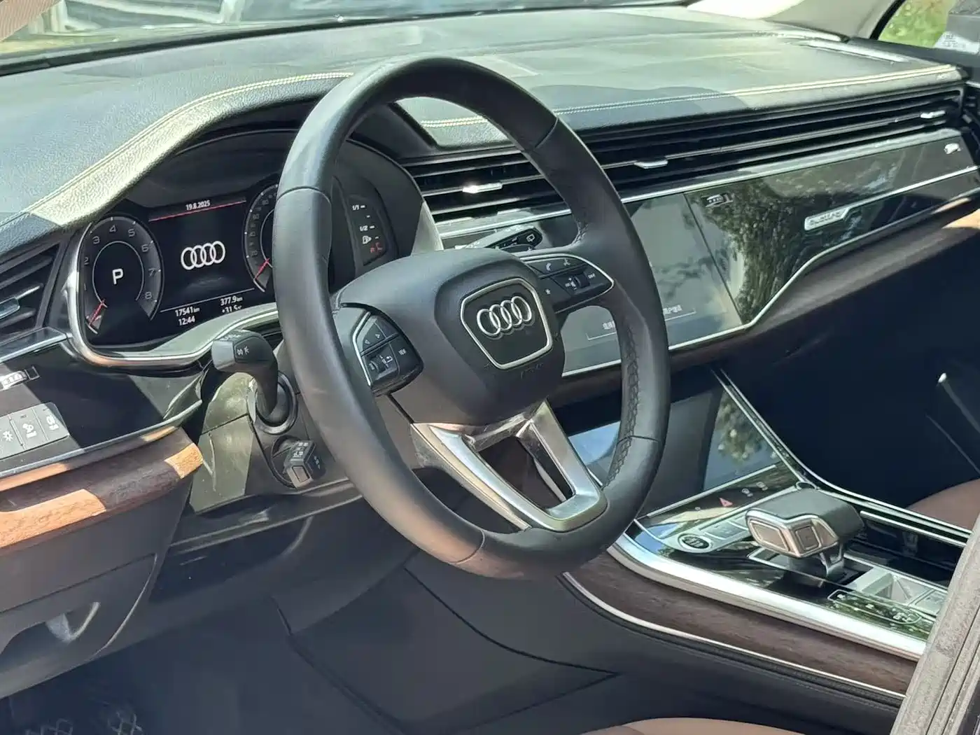 AUDI Q7