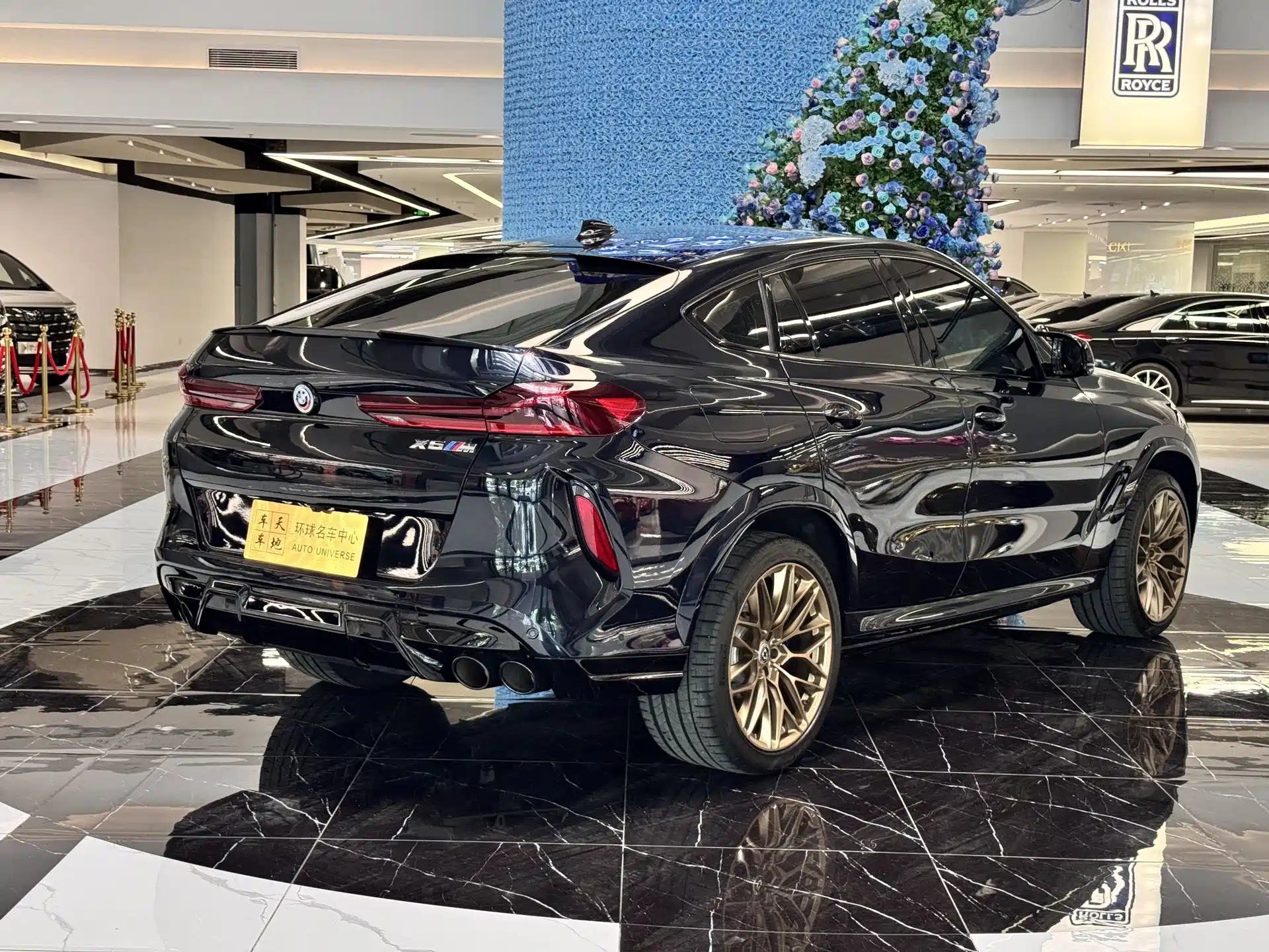 Фото 24 - BMW X6 M