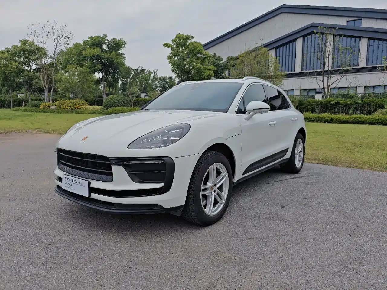 Porsche Macan 2022 Macan 2.0T фото 18