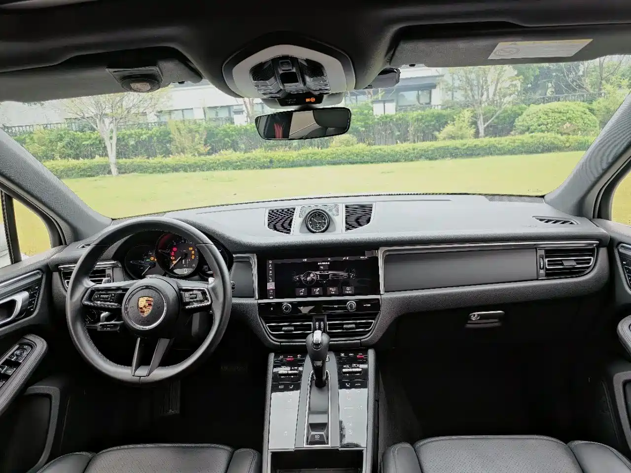 Porsche Macan 2022 Macan 2.0T фото 17