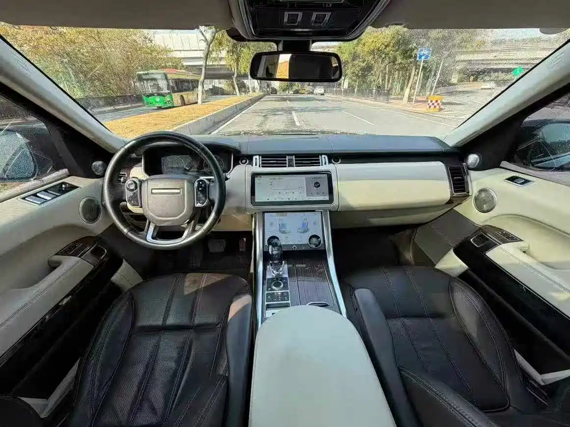 Land Rover Range Rover Sport 2015 3.0 SC V6 HSE фото 9