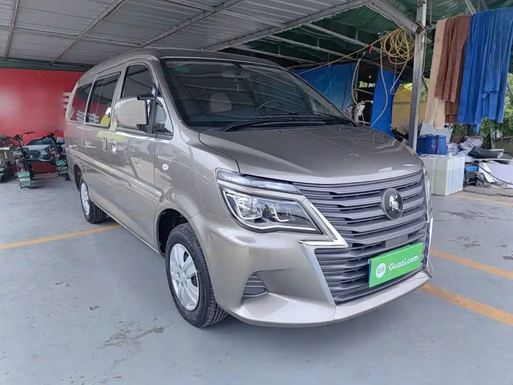 Dongfeng Fengxing Lingzhi 2025 2023 M5L 1.6L Basic 7-seater