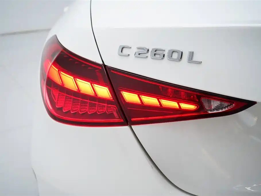 Mercedes-Benz C-Class 2023 Facelift C 260 L Sport Edition фото 16