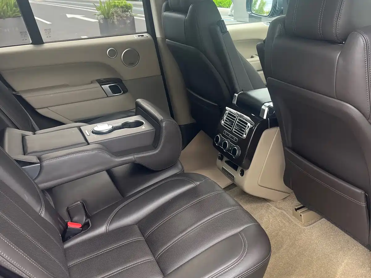 Land Rover Range Rover 2016 2015 3.0 SC V6 Vogue