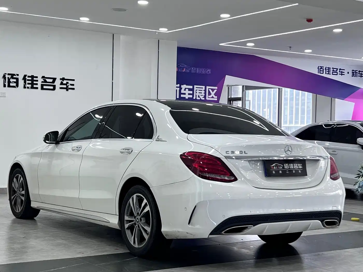 Mercedes-Benz C-Class 2017 C 200 L Sport фото 7