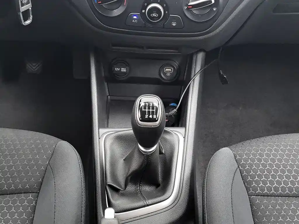 Hyundai Verna 2021 2020 1.4L Manual GLS Cool Edition