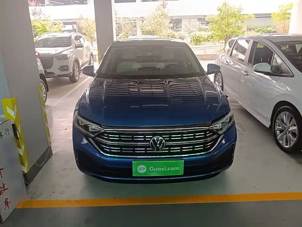 Volkswagen Sagitar 2023 280TSI DSG Surpass Plus Edition фото 3