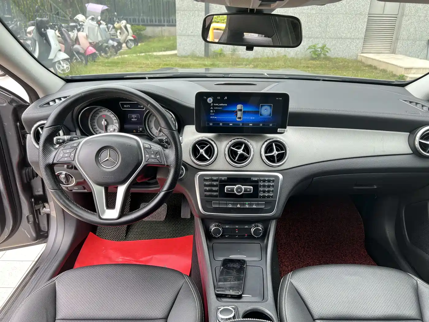 Mercedes-Benz GLA 2015 GLA 200 Fashion фото 5