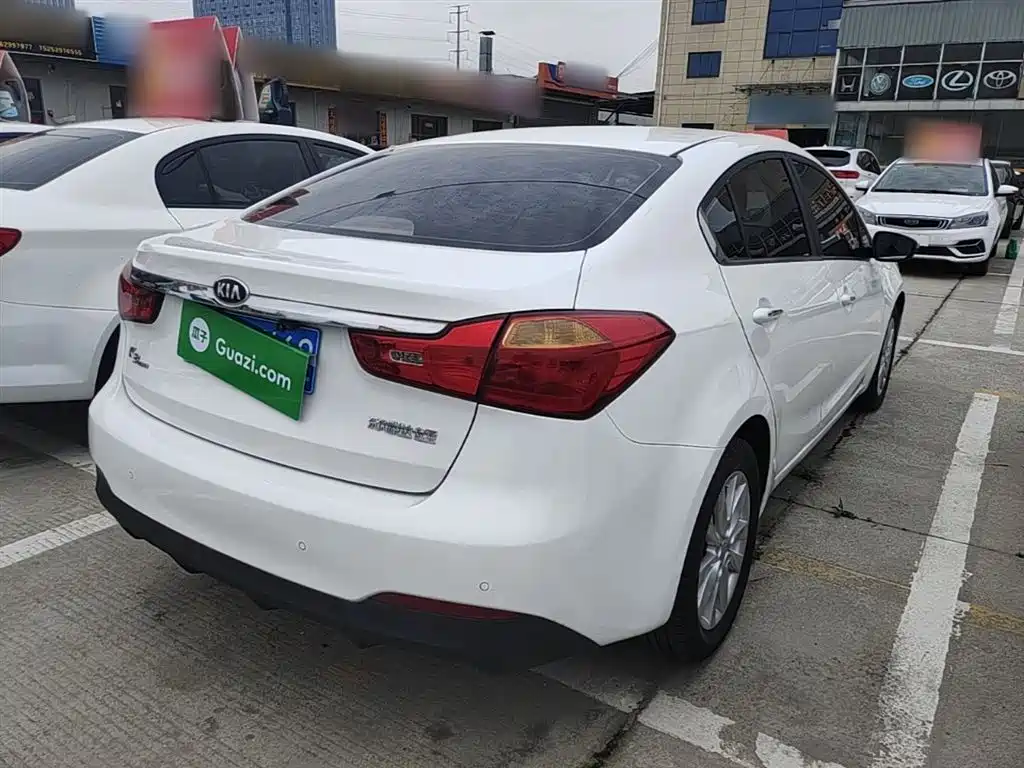 Kia K3 2015 1.6L Automatic GLS фото 7