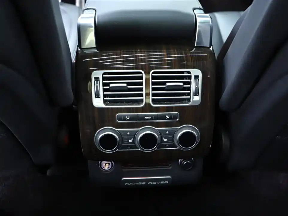 Land Rover Range Rover 2014 3.0 SC V6 Vogue фото 12