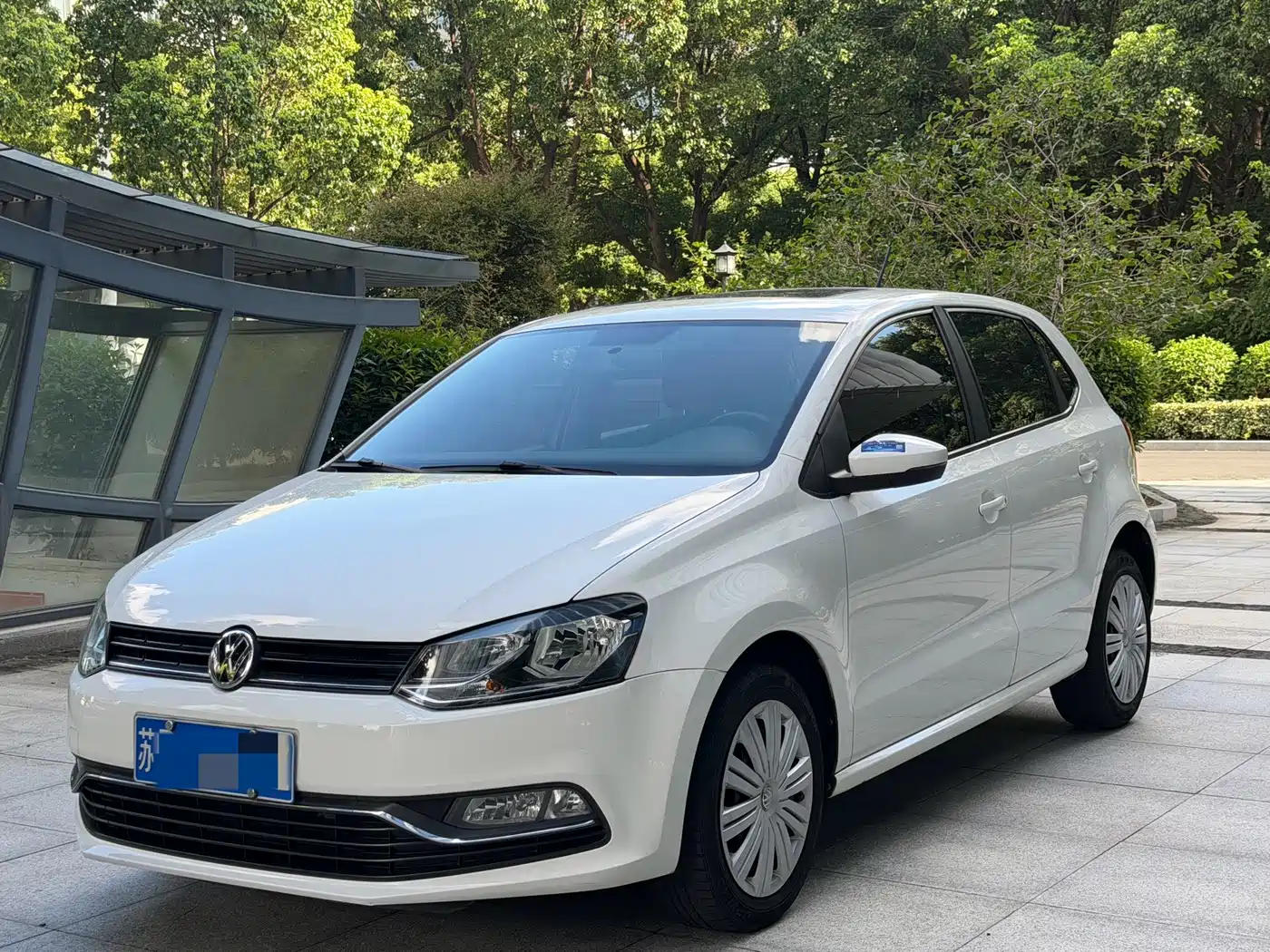 Фото 2 - Volkswagen Polo