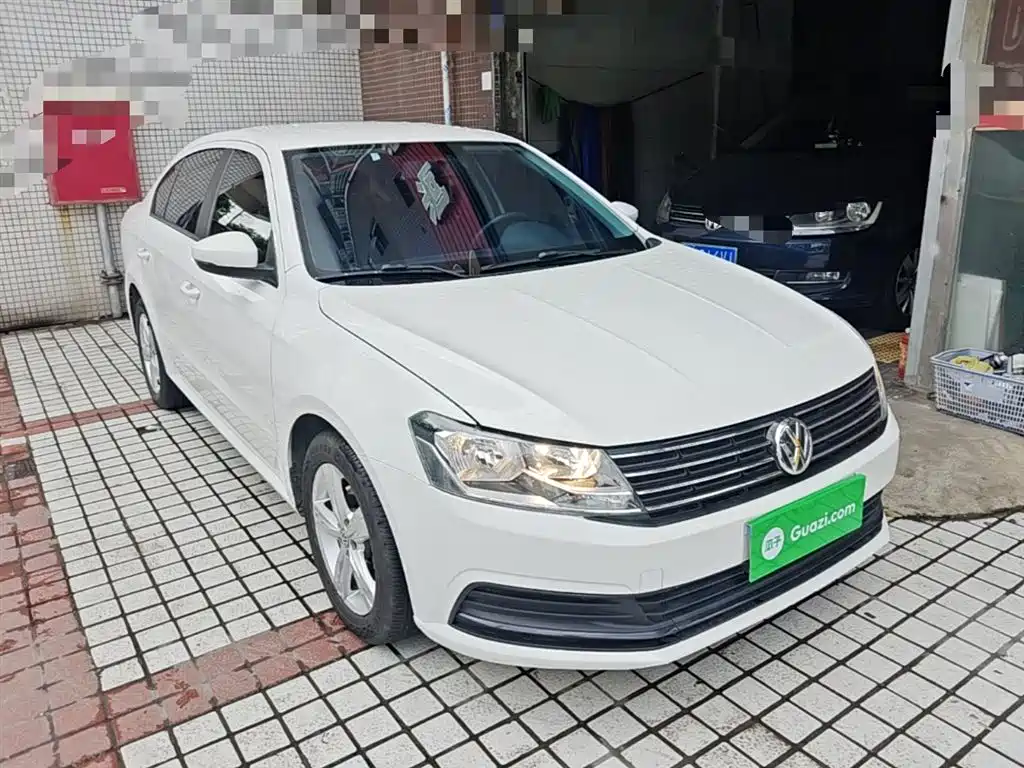 Volkswagen Lavida 2017 1.6L Automatic Trend Edition фото 4
