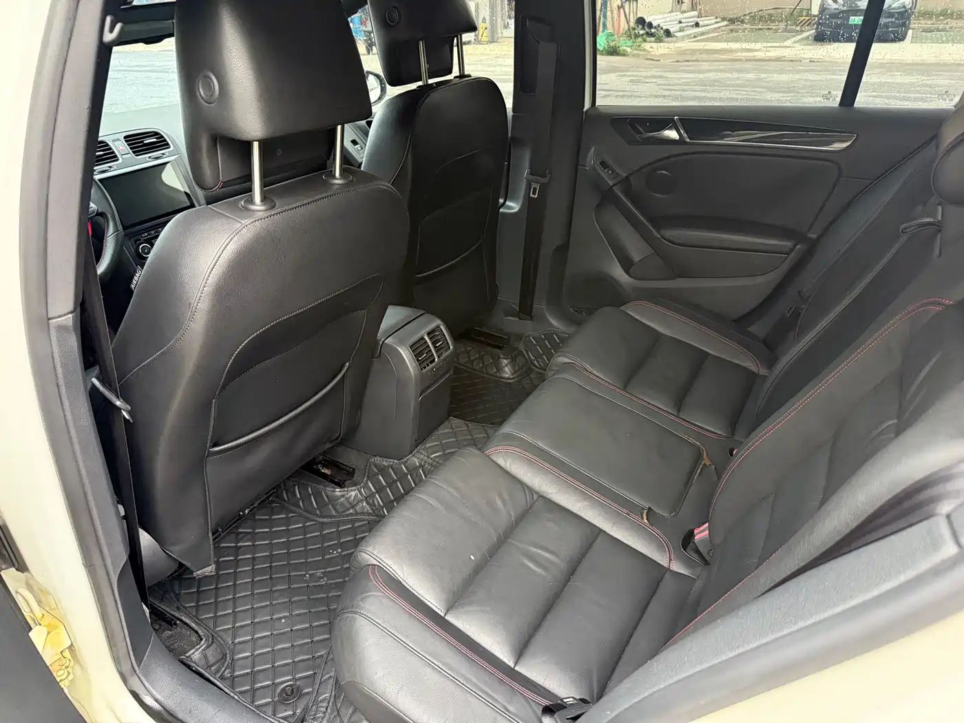 Volkswagen Golf GTI 2012 2.0TSI GTI фото 5