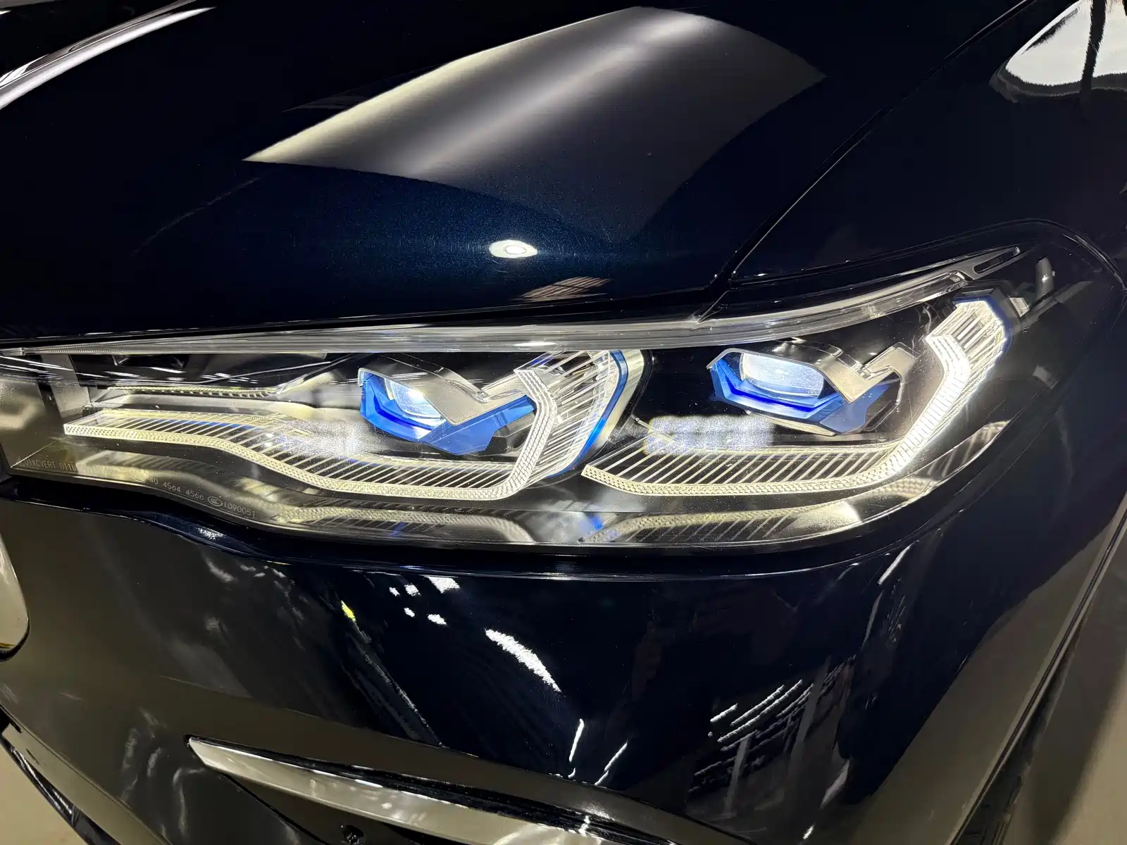 Photo 10 - BMW X7