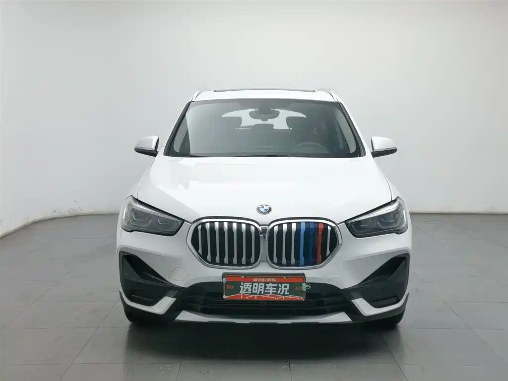 BMW X1 2021 sDrive20Li Fashion фото 3