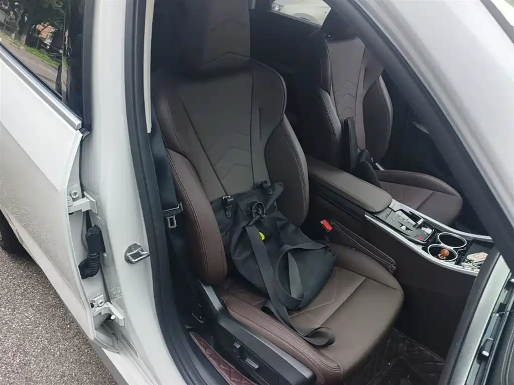 BMW X1 2024 sDrive25Li M Sport Package фото 20